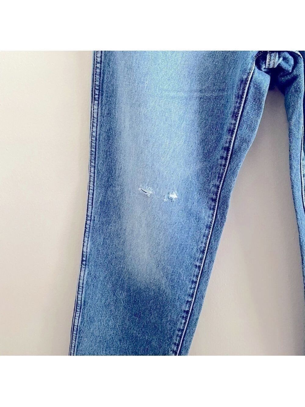 NWT Wrangler vintage high waisted distressed jeans - Picture 3 of 8